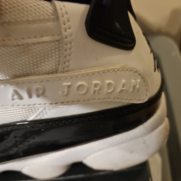 Jordan 6 Rings - Picture 2 of 5